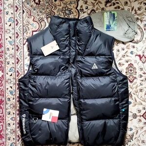 Nike ACG Black Puffer Vest THERMADIT ADV